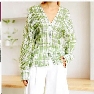 Vince tie-dye long-sleeve 100% silk blouse Size M